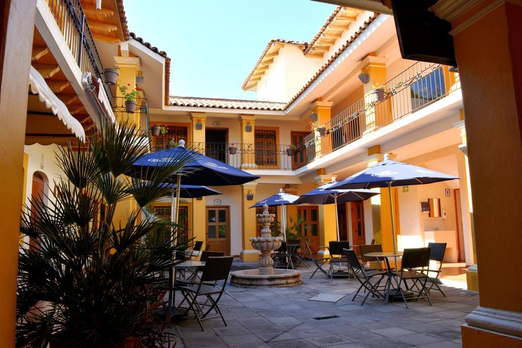 Hotel Aldama Colima Exterior photo