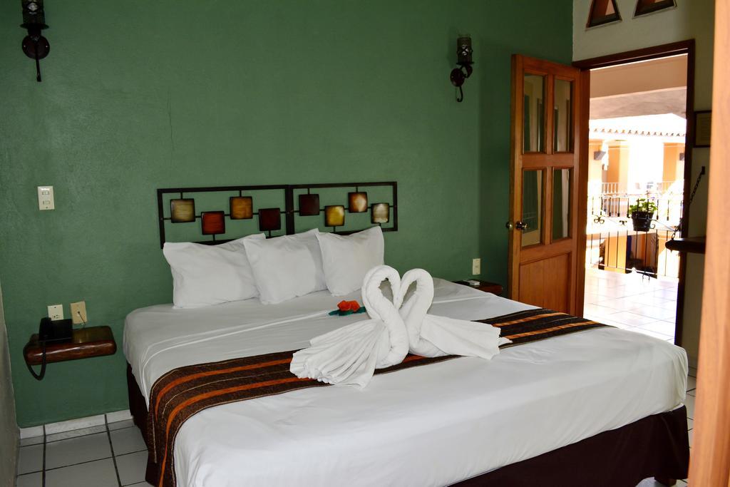 Hotel Aldama Colima Room photo